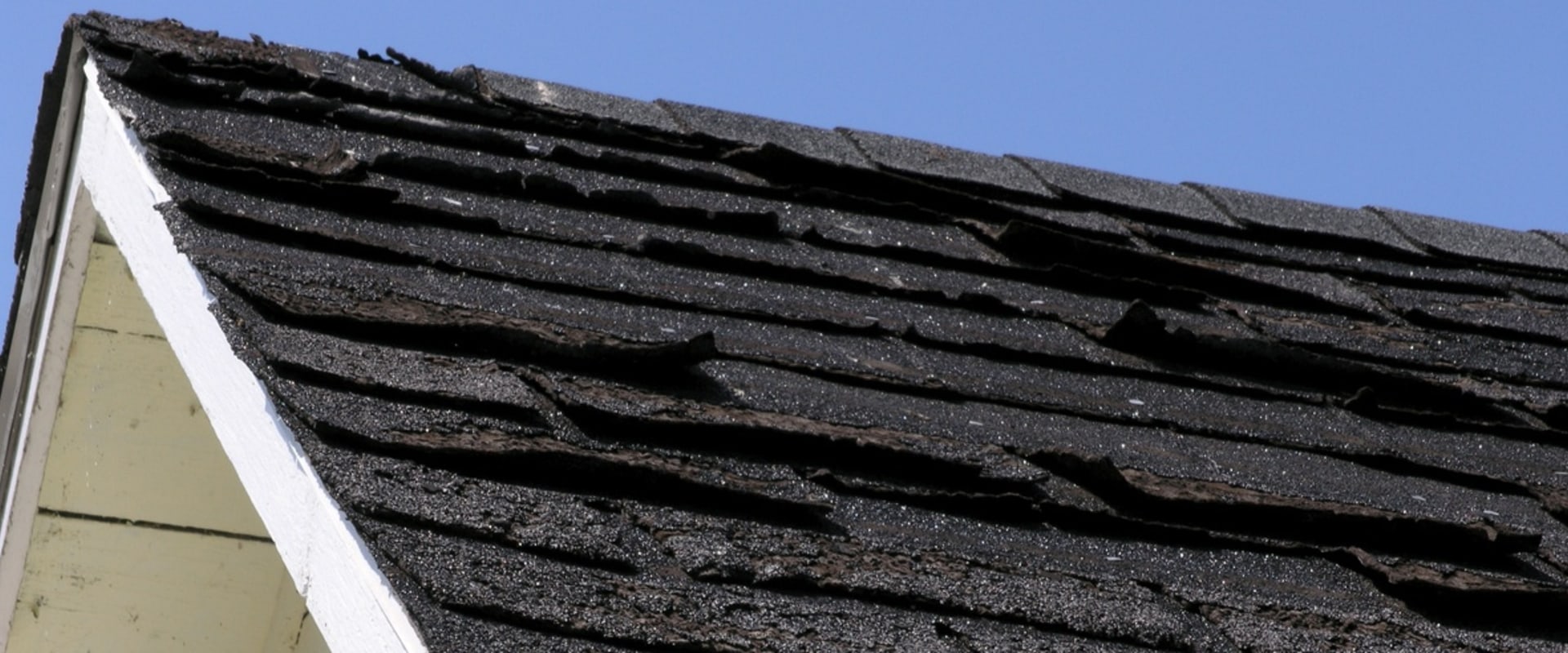 Can roofing paper get wet?